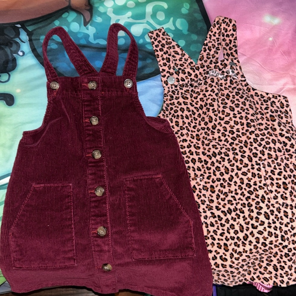 Bundle Deal ! Corduroy Jumper Dresses

Wonder Nation
Children’s Place

4t & 3t
